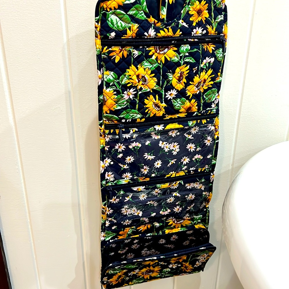 Hanging Travel Organizer